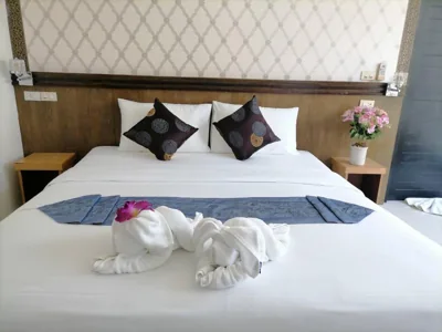 NJ PATONG HOTEL – Foto 6